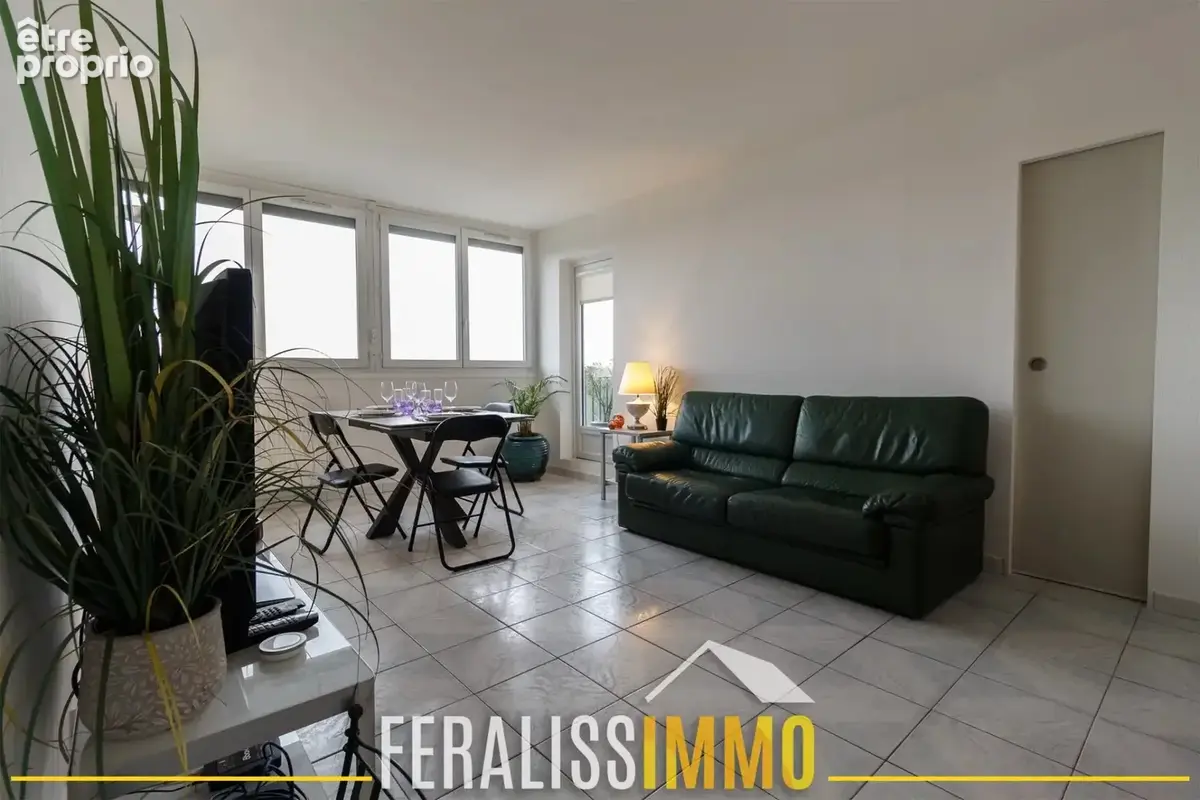 Un appartement 4 pièces planant au dessus de la forêt - photo 2