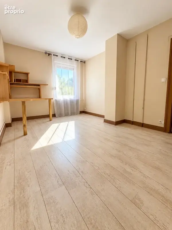 Maison 6 pièces de 112 m2 sur 5,6 ares - photo 5
