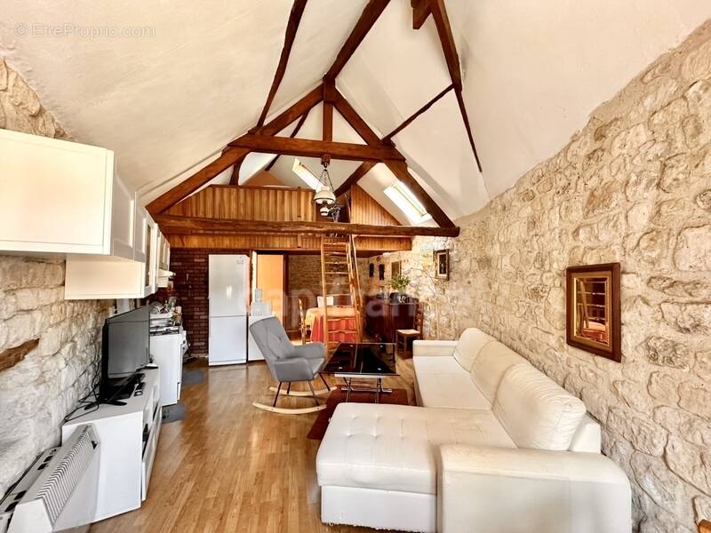 Maison à AUVERS-SUR-OISE