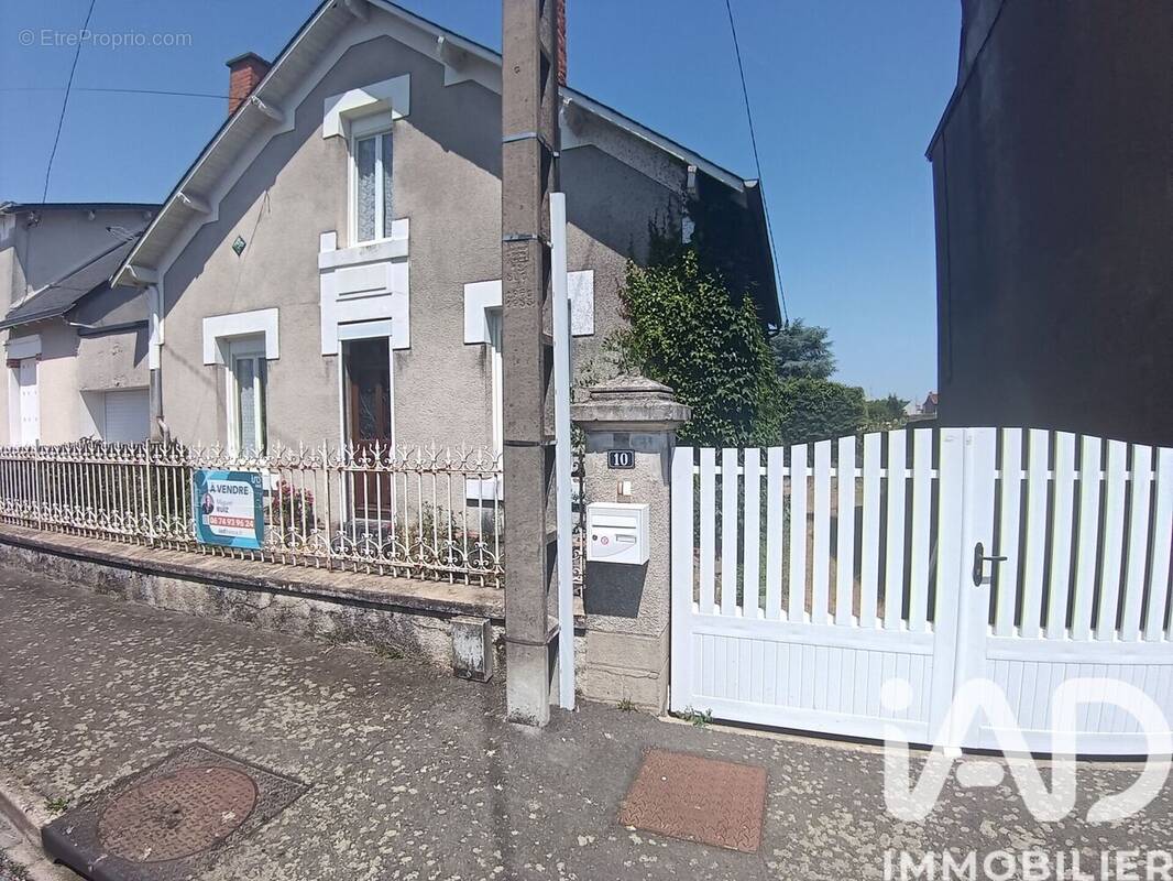 Photo 1 - Maison à THOUARS