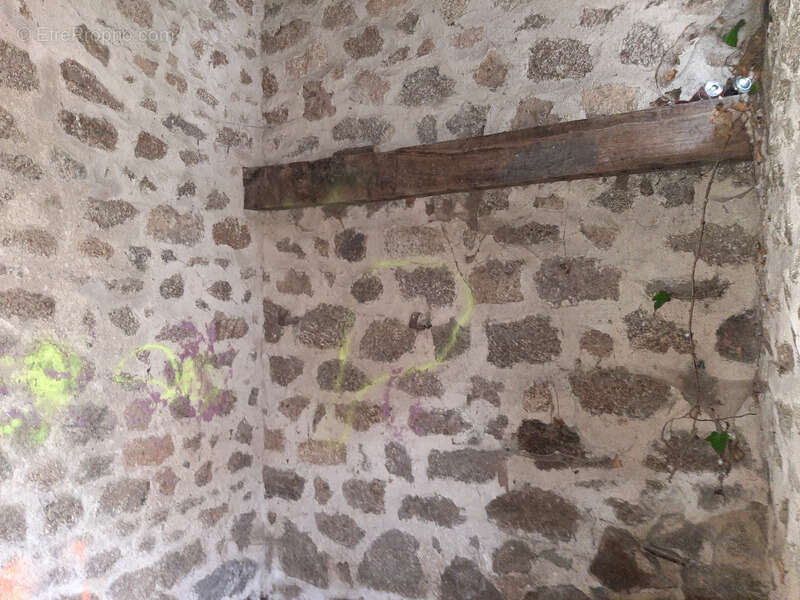 Maison à TOULON-SUR-ARROUX