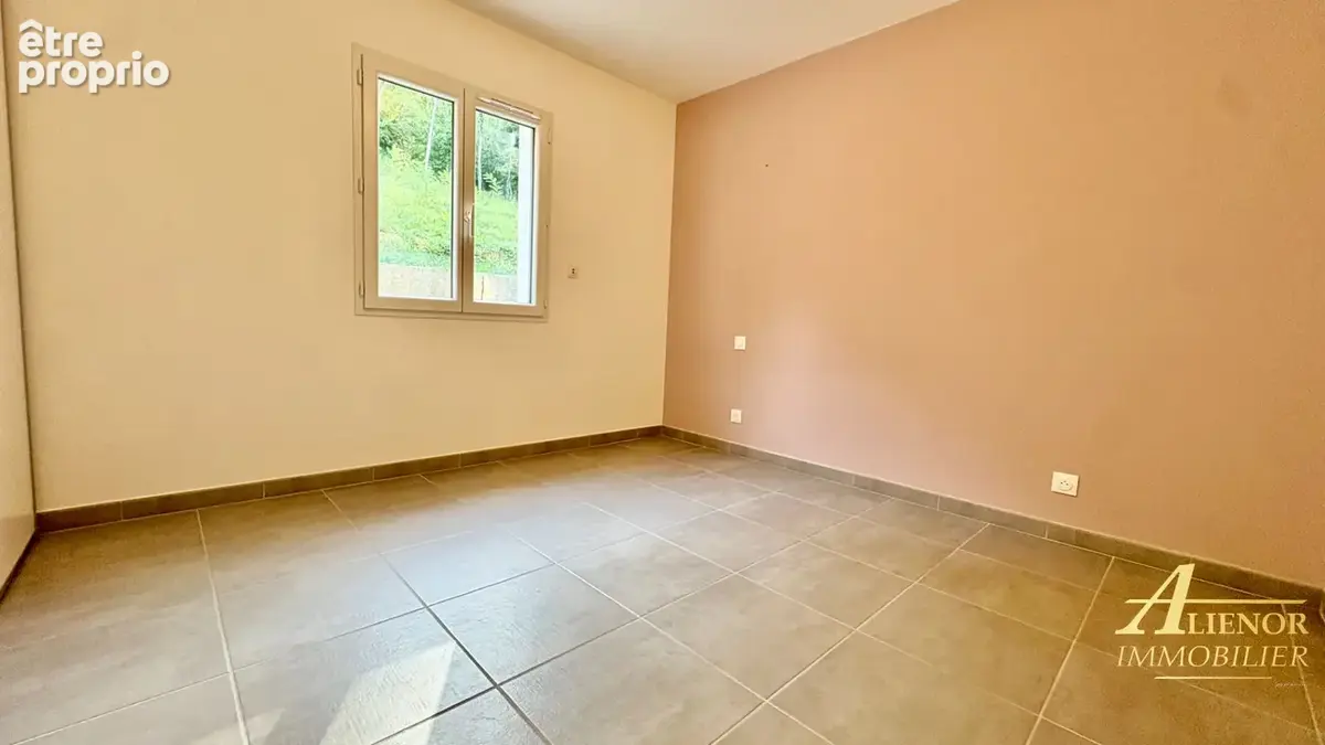 Maison récente à BOULAZAC - photo 7