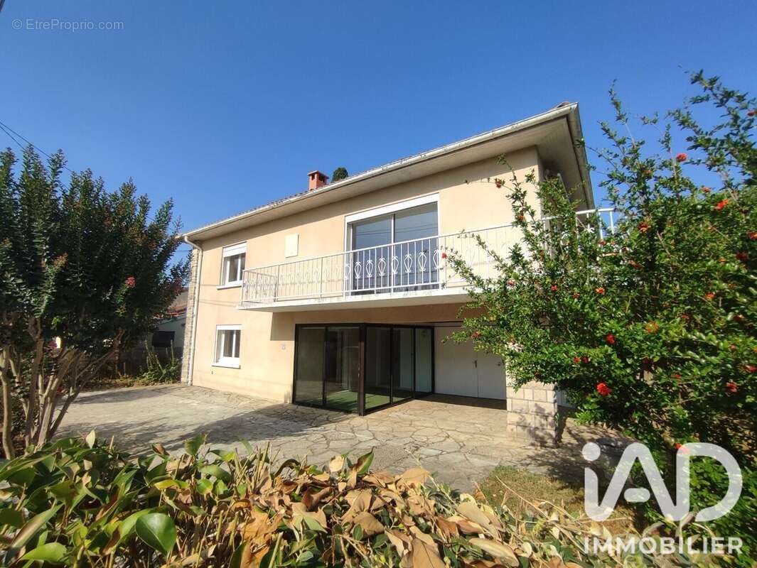 Maison 164 m² à Montauban  - photo 2