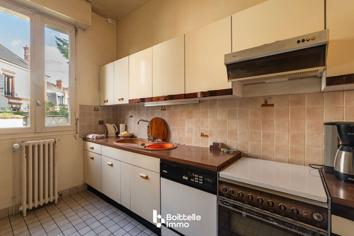 Maison à FONTAINEBLEAU