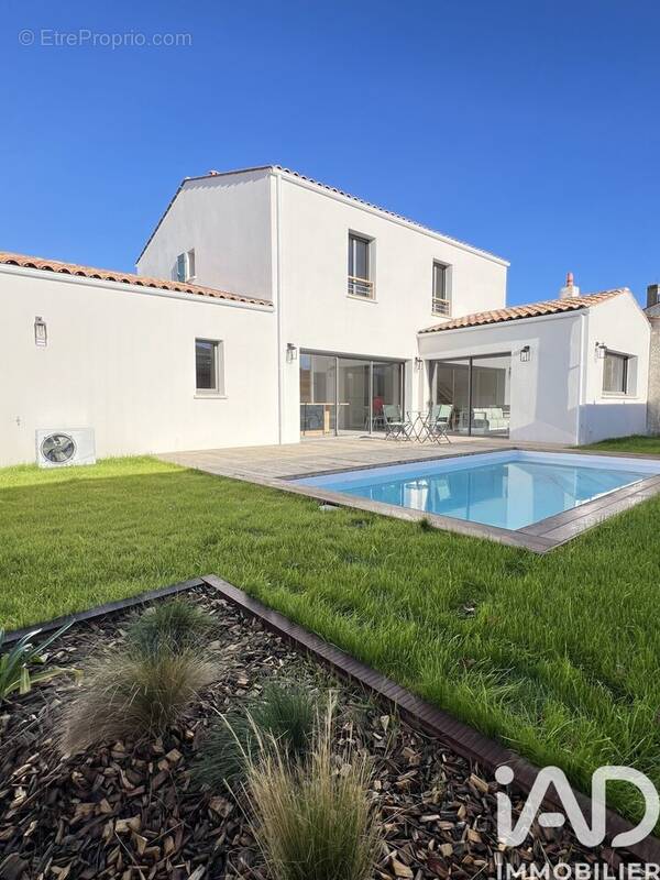 Photo 1 - Maison à ANGOULINS