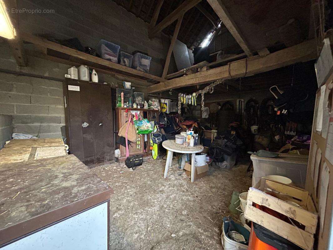 Maison à CREVECOEUR-LE-PETIT