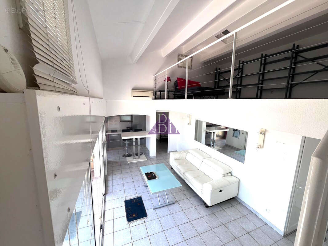 Appartement à BORMES-LES-MIMOSAS