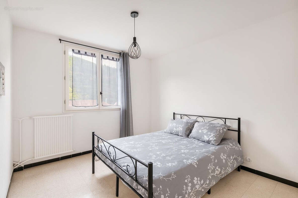 Appartement à LA FARLEDE