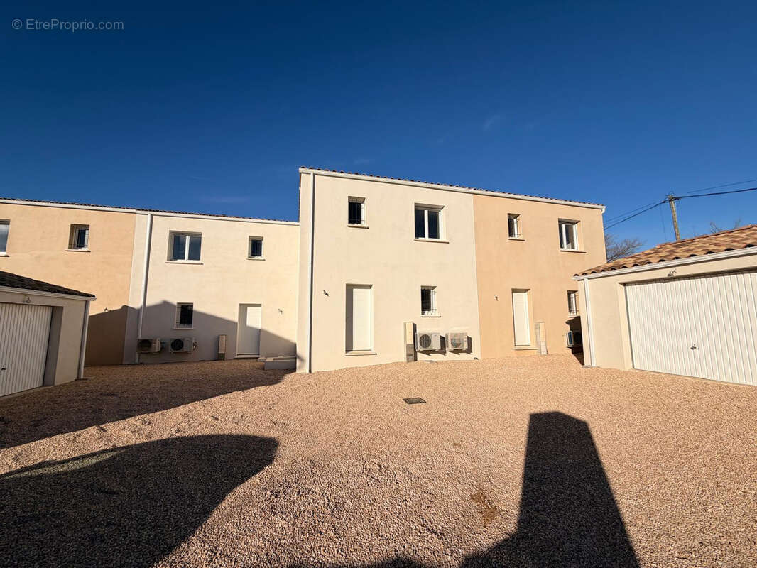 Maison à BEZOUCE