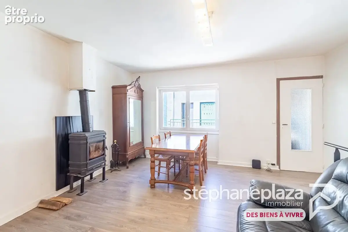 Maison de village de 85m² avec garage de 44m² au centre de Chalamont - photo 3