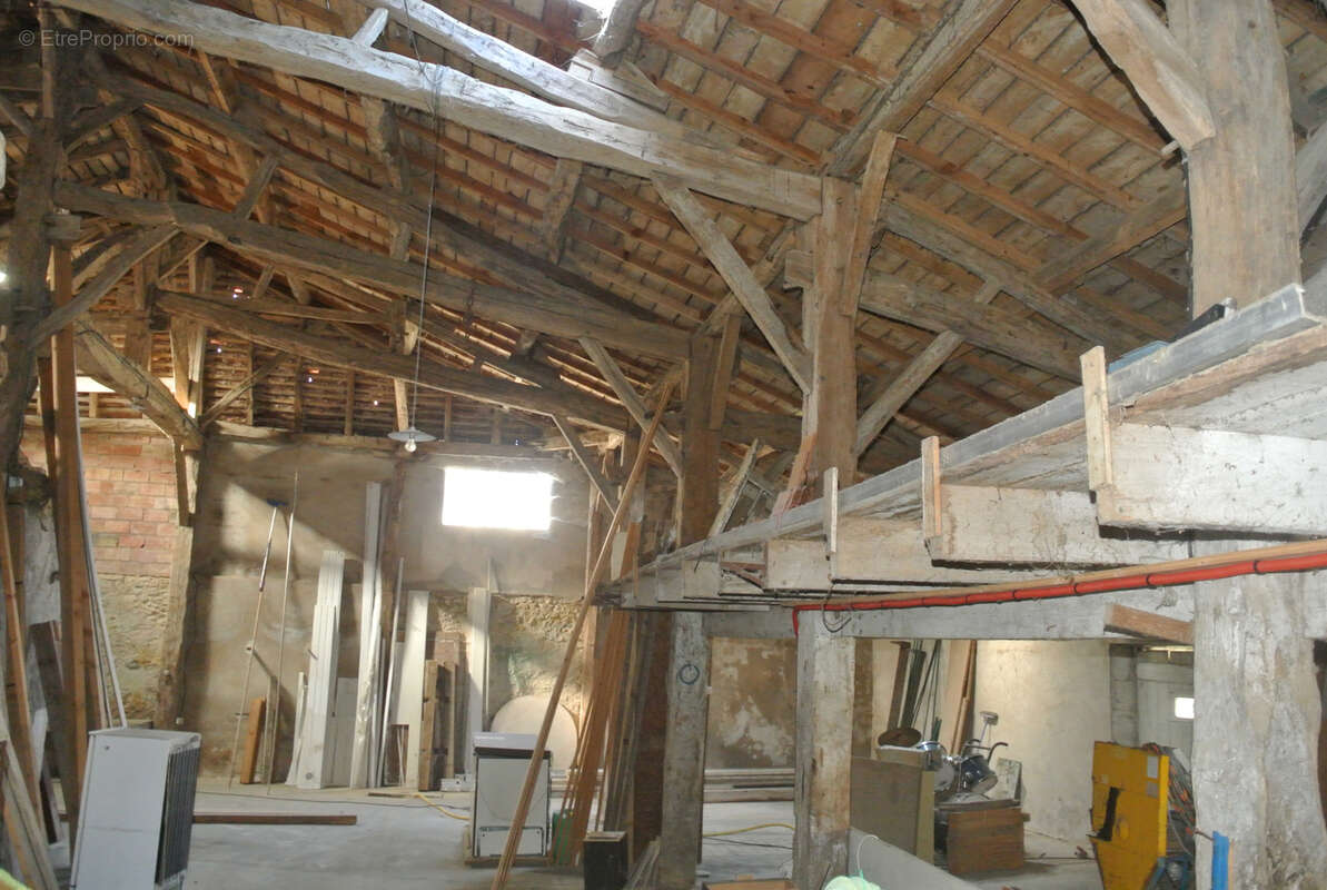 Maison à MAUVEZIN-SUR-GUPIE