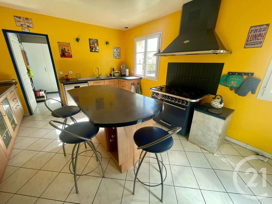 Maison à MONTGE-EN-GOELE