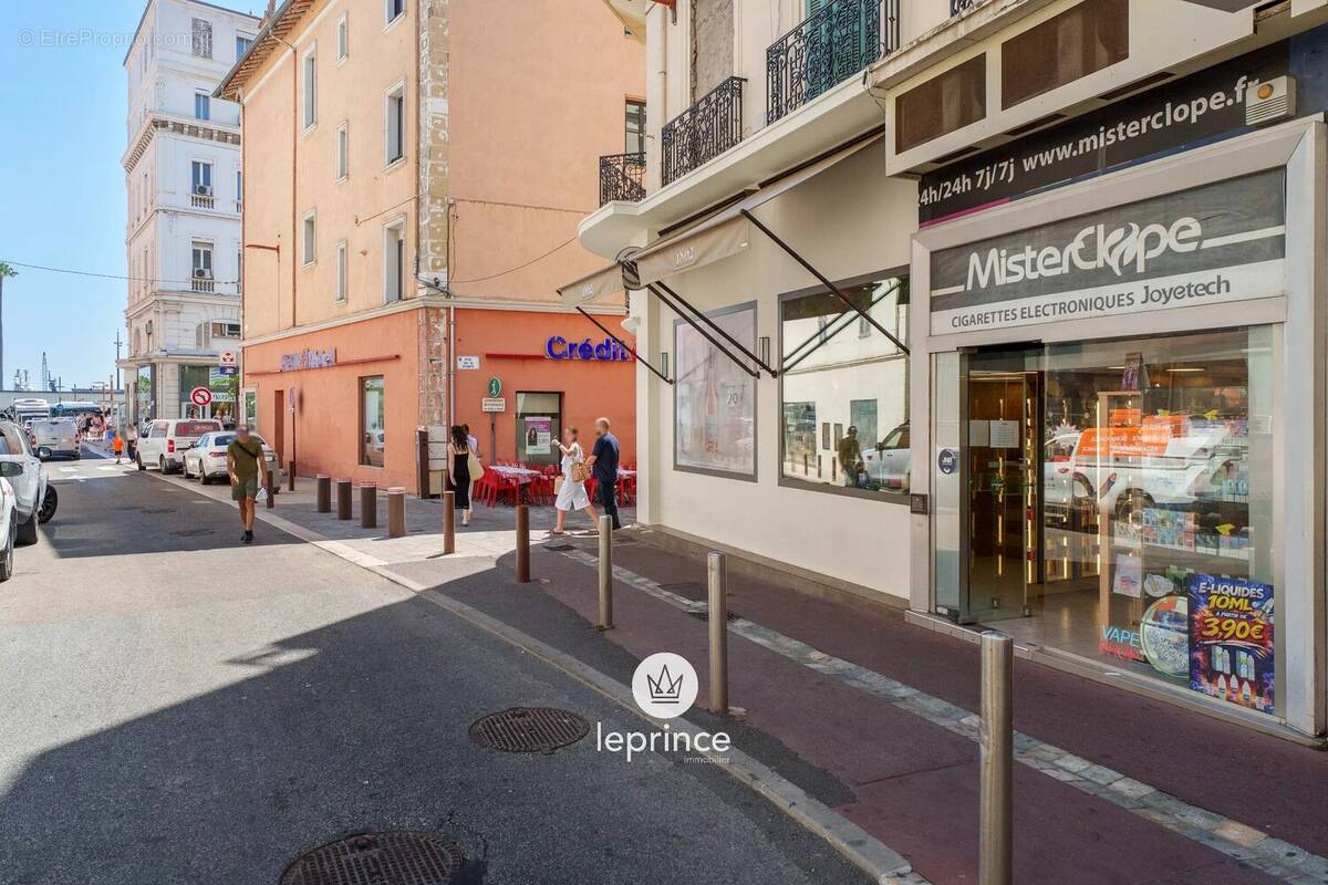 Commerce à CANNES