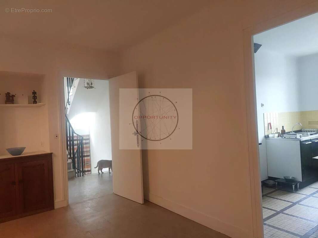 Maison 232 m² à Montreuil  - photo 6