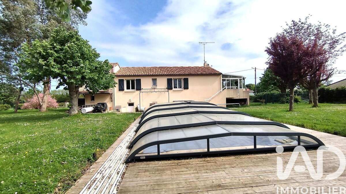 Photo 2 - Maison à LA CAILLERE-SAINT-HILAIRE