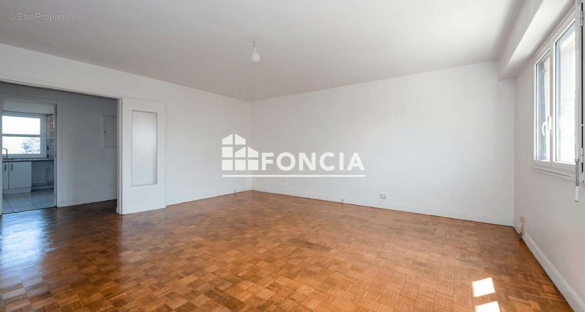 Appartement familial - centre-ville - photo 3