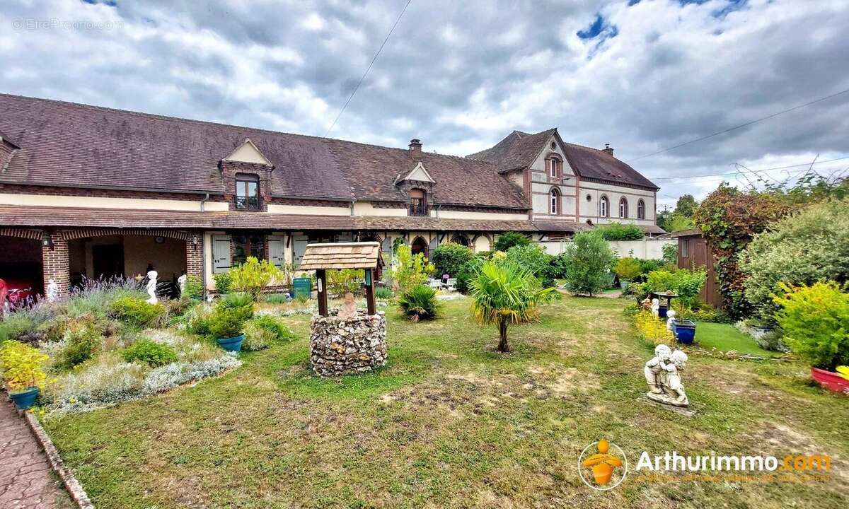 Maison à EZY-SUR-EURE