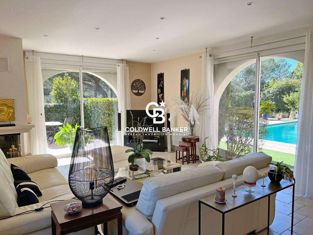 Maison à SAINT-RAPHAEL