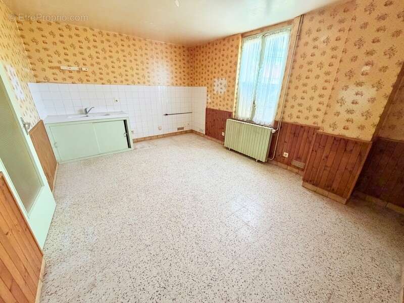 Maison à vendre 5 pièces GUEUGNON (71) - photo 5