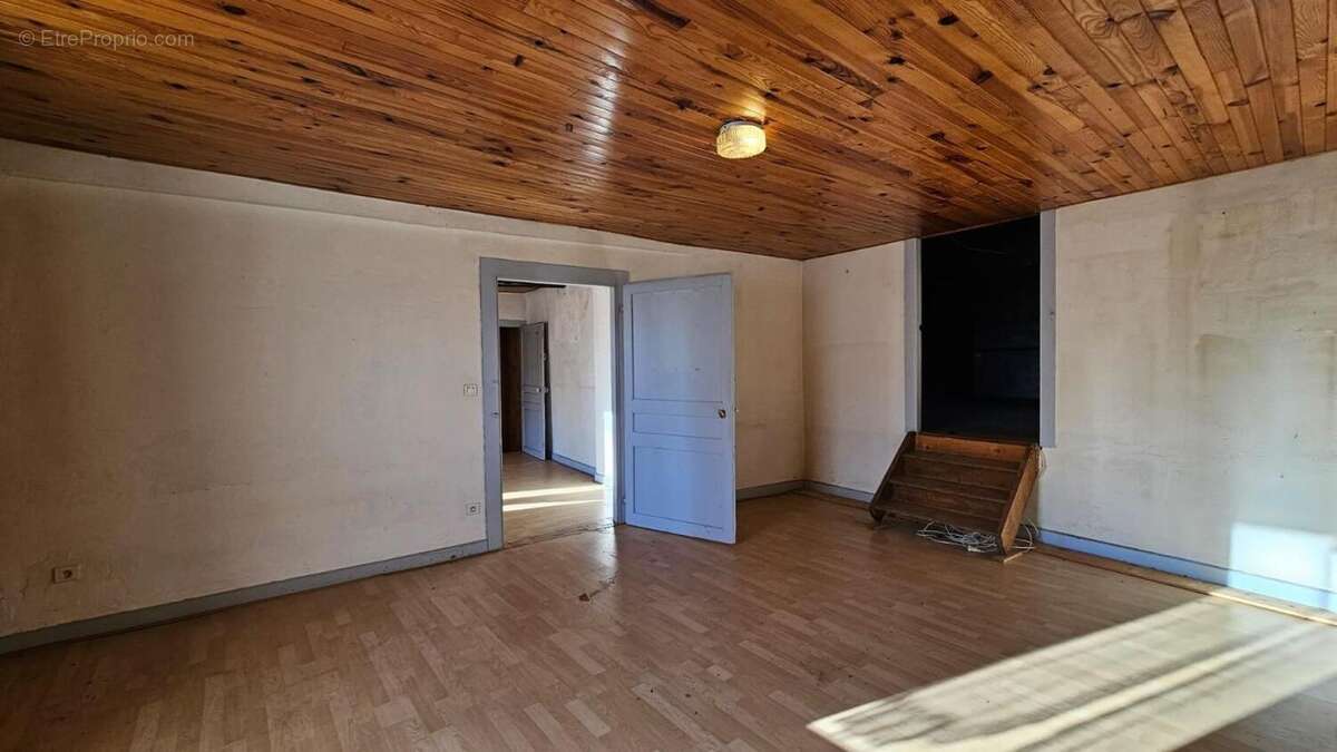 Photo 9 - Maison à LABERGEMENT-DU-NAVOIS