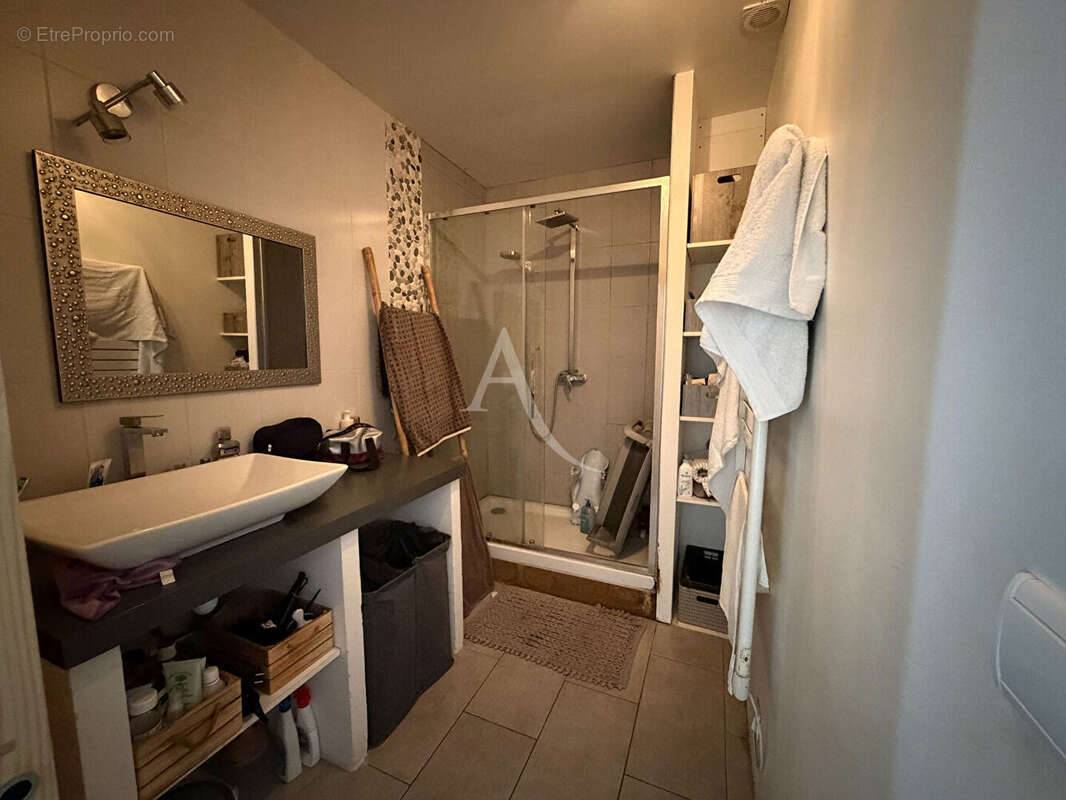 Maison familiale 4 pièces avec 2 garages à Port-des-Barques - photo 11