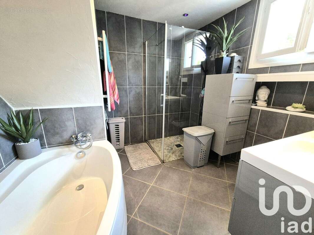 Photo 7 - Maison à SOLLIES-PONT