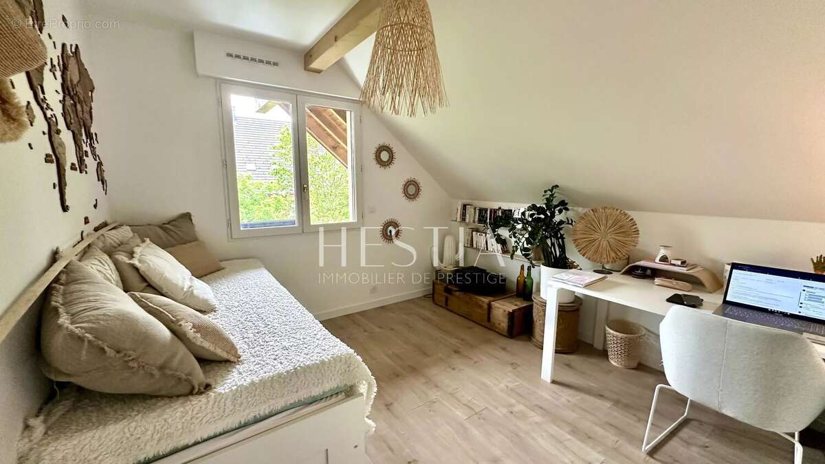Appartement à GROISY