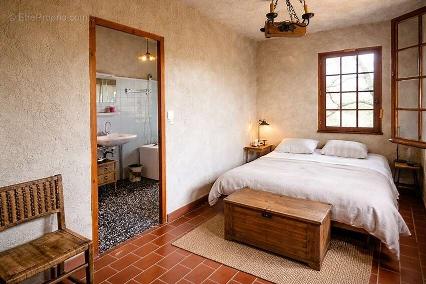 Maison à DURFORT-ET-SAINT-MARTIN-DE-SOSSENAC