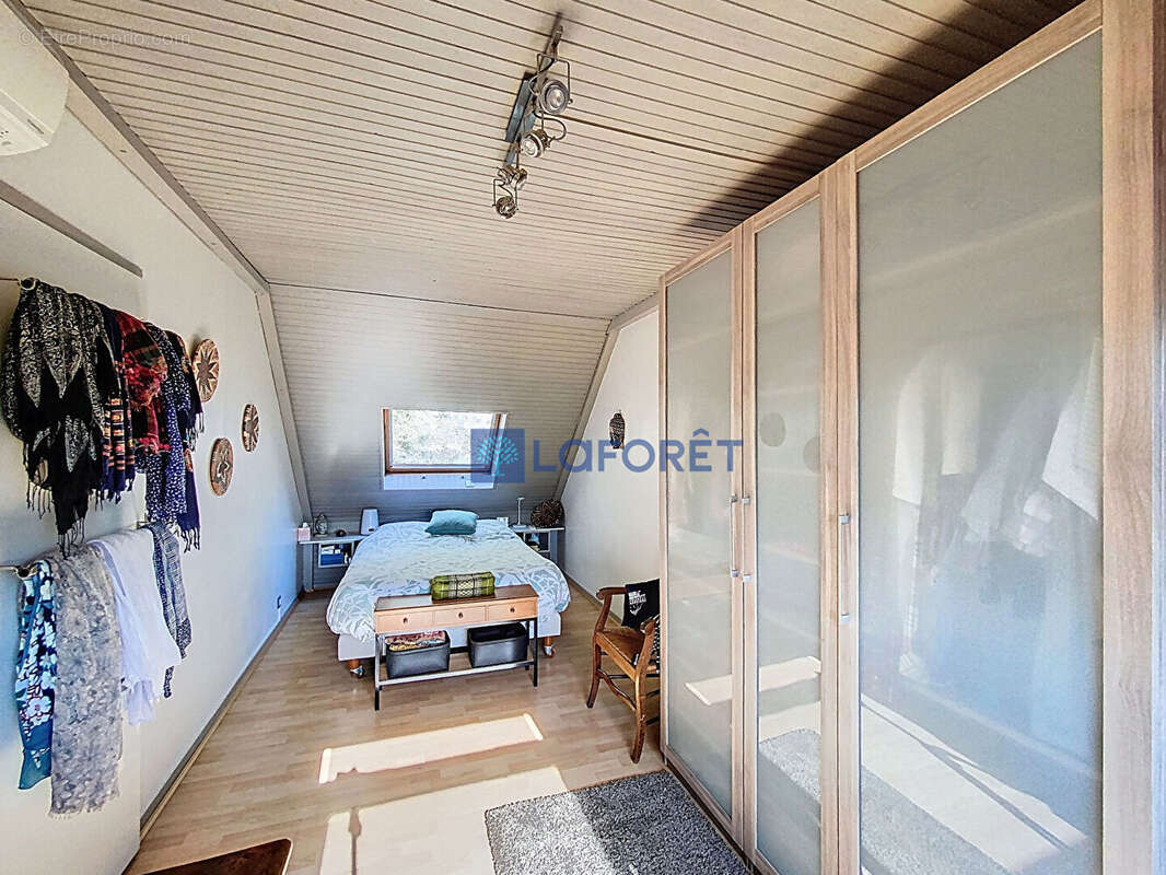 Maison à SAVIGNY-SUR-ORGE