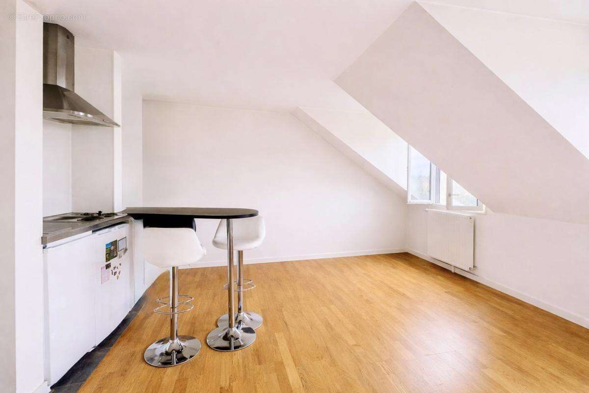 Appartement à MAREIL-MARLY