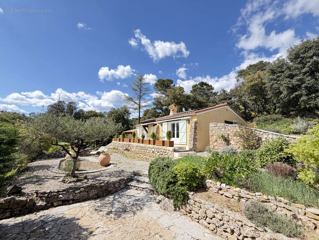 Maison à TOURTOUR