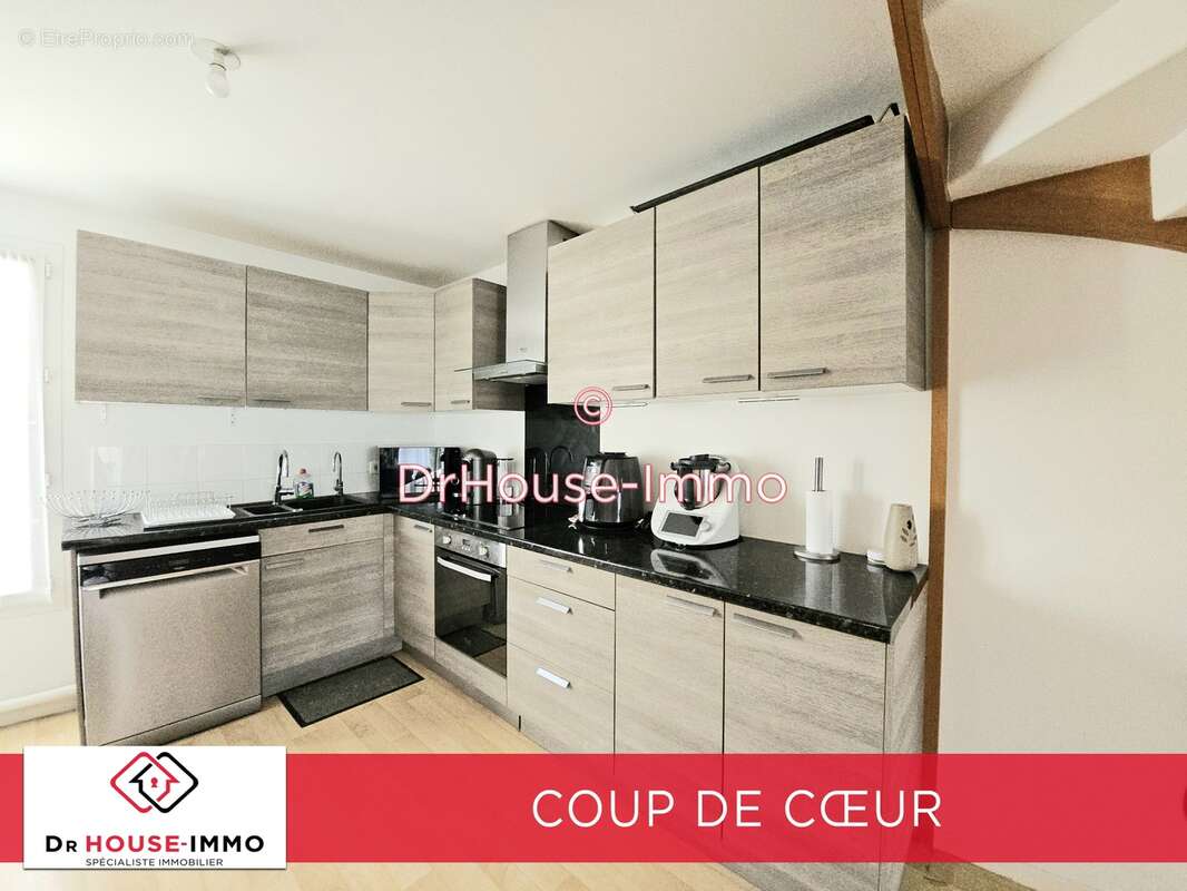 Appartement à SAVIGNY-LE-TEMPLE