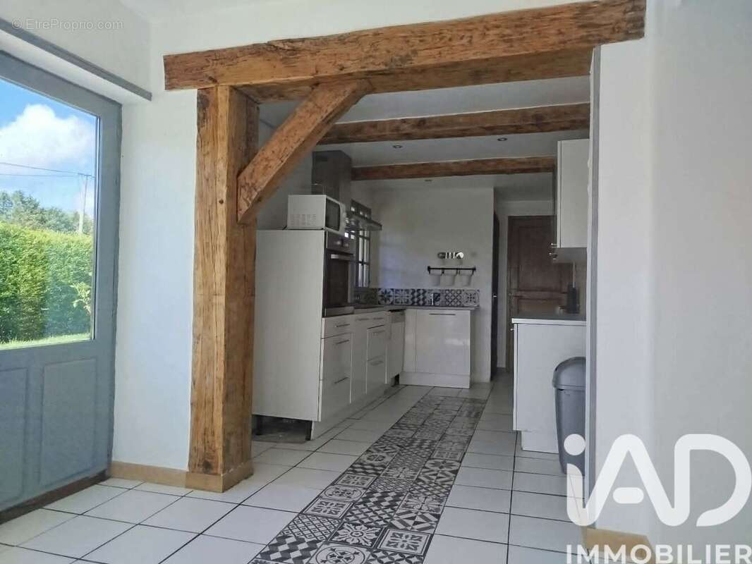 Maison 82 m² à Courbepine  - photo 5