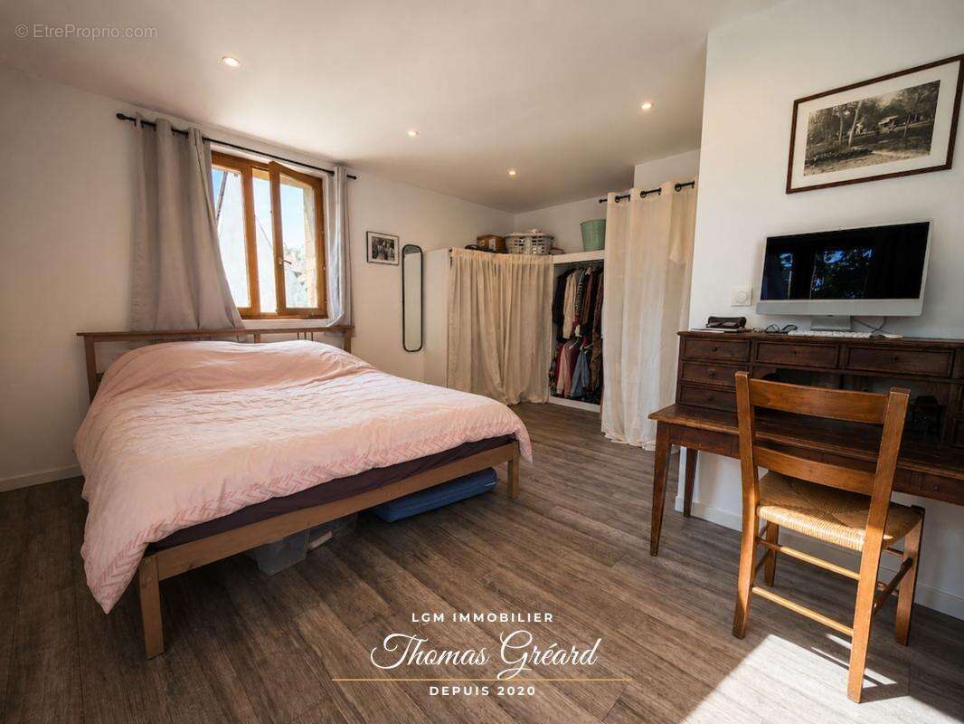Maison à colombages 193 m² avec 5 chambres, jardin et piscine à Authon - photo 8