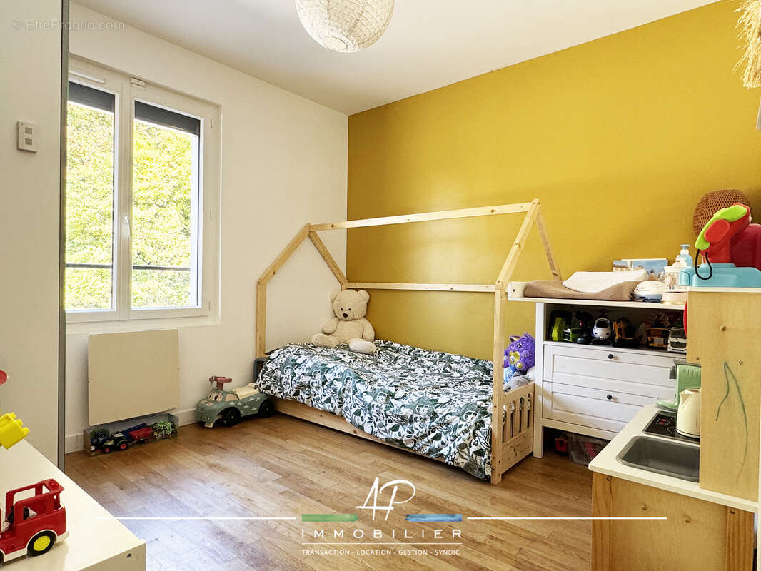 Maison à SAINT-JULIEN