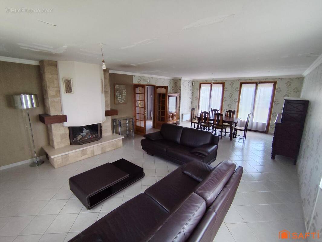 Photo 1 - Maison à LA BOHALLE