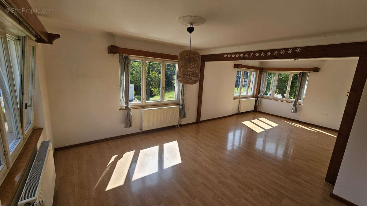 Maison à BUSCHWILLER