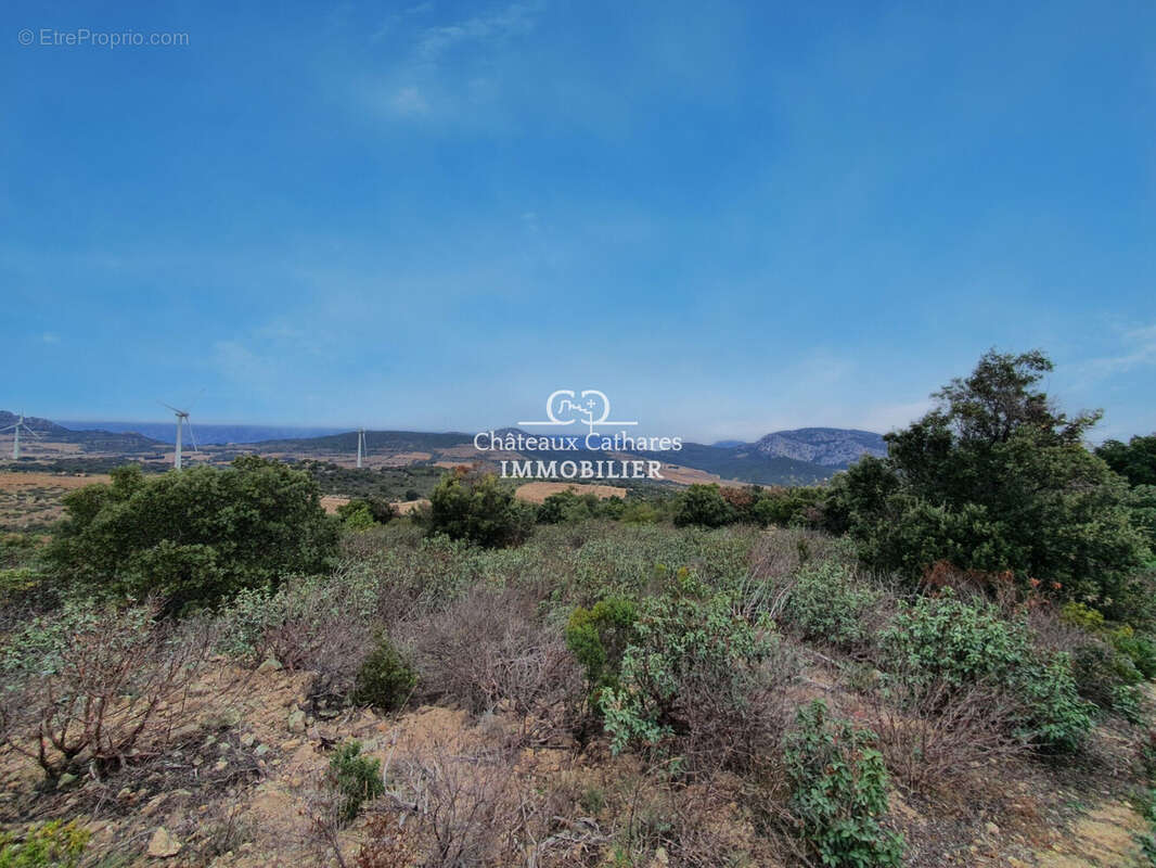 Terrain à LESQUERDE