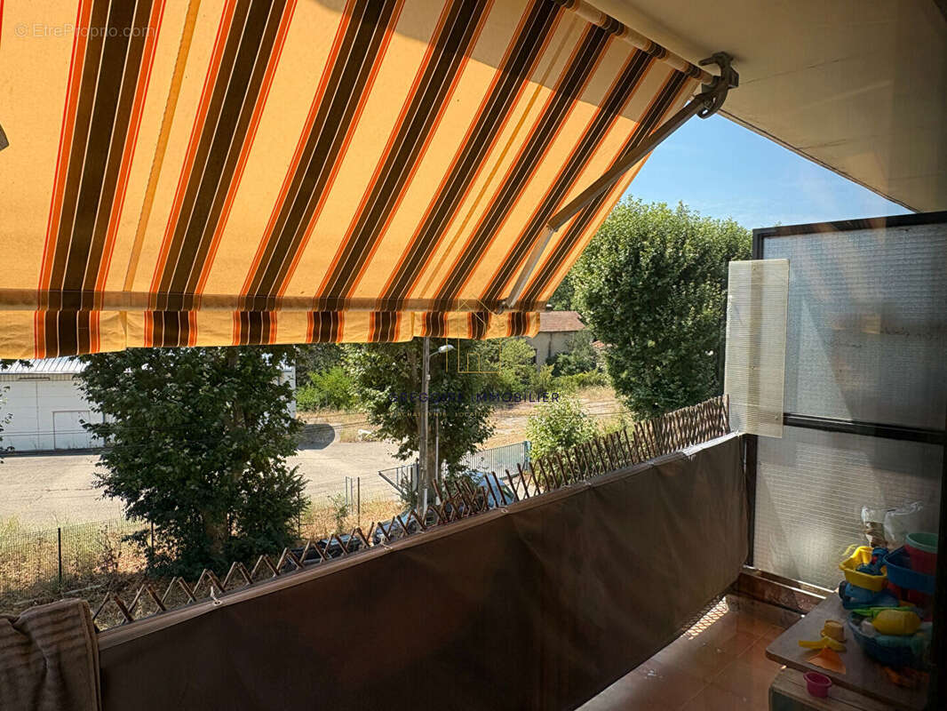 Appartement à PERTUIS