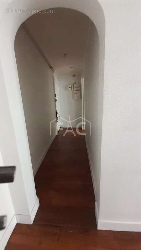 Appartement à PARIS-2E