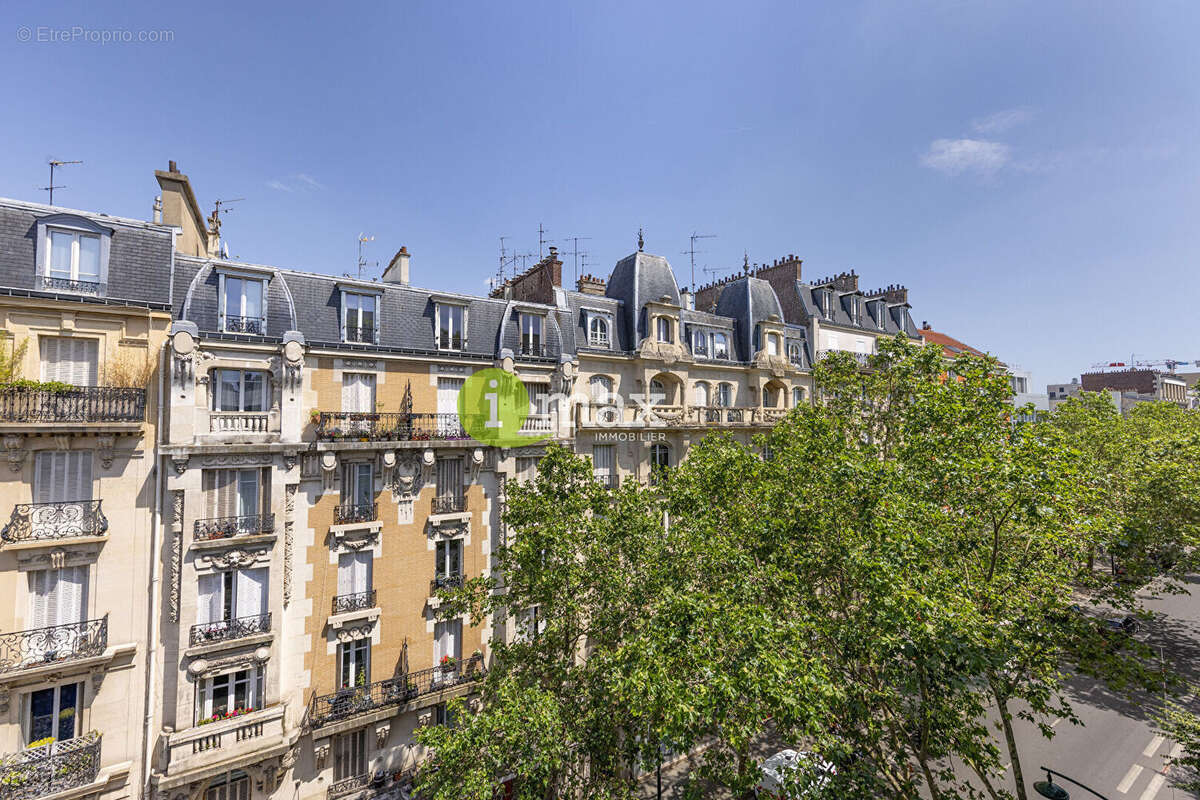 Appartement à CLICHY