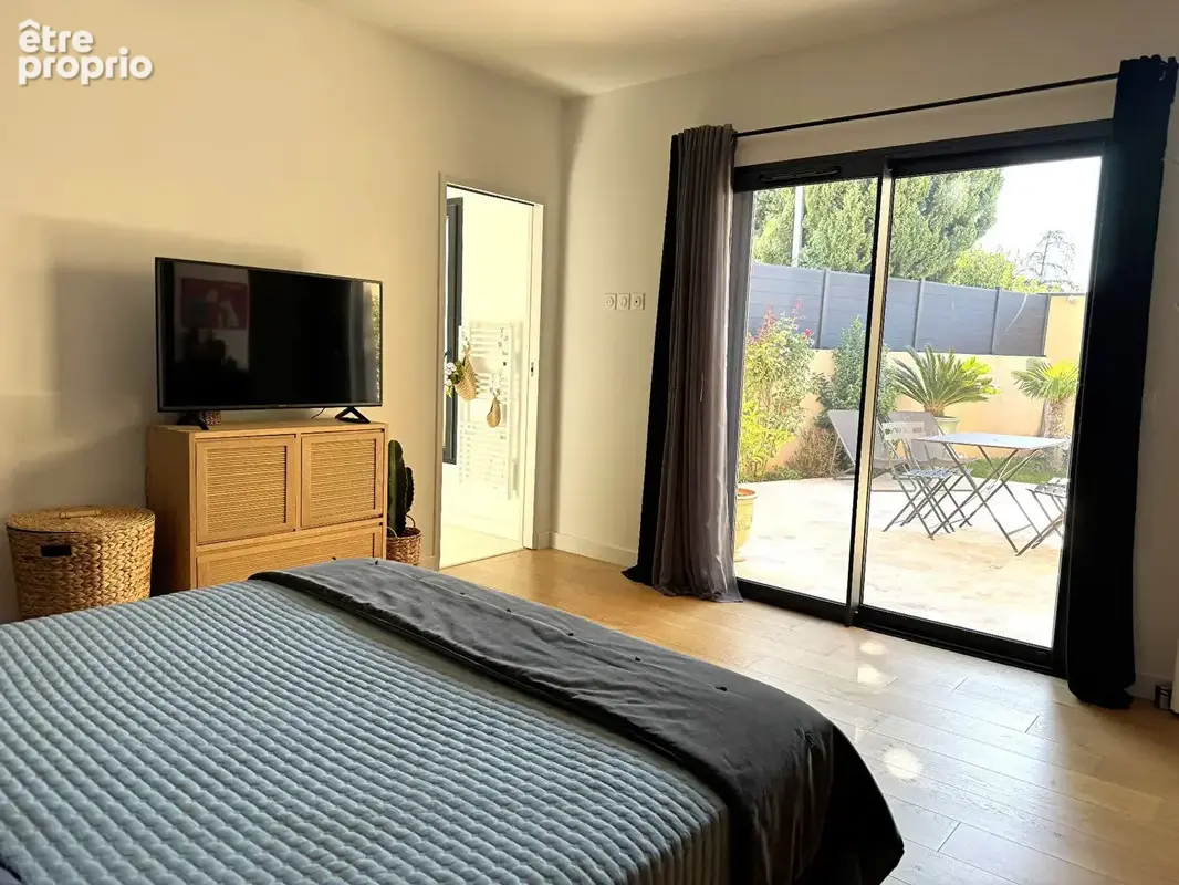 Villeneuve Les Avignon -  Villa contemporaine de plain-pied - photo 21