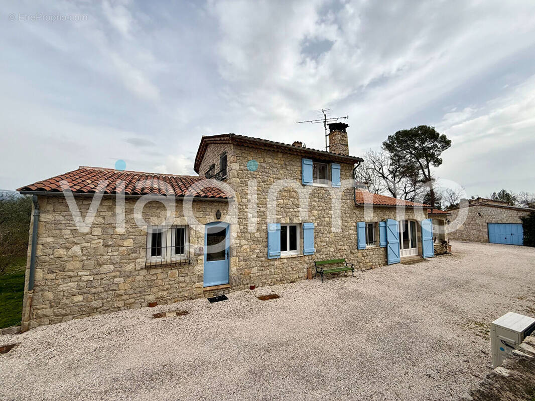 Maison à FAYENCE