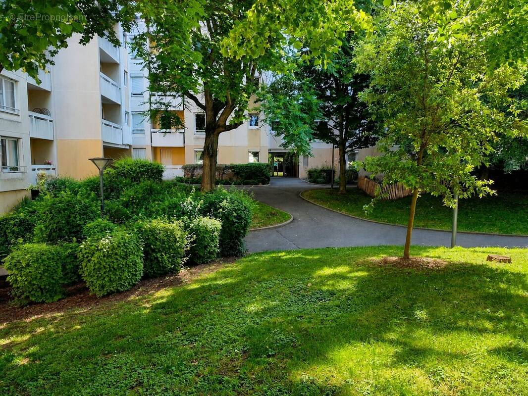 Appartement à MAISONS-ALFORT