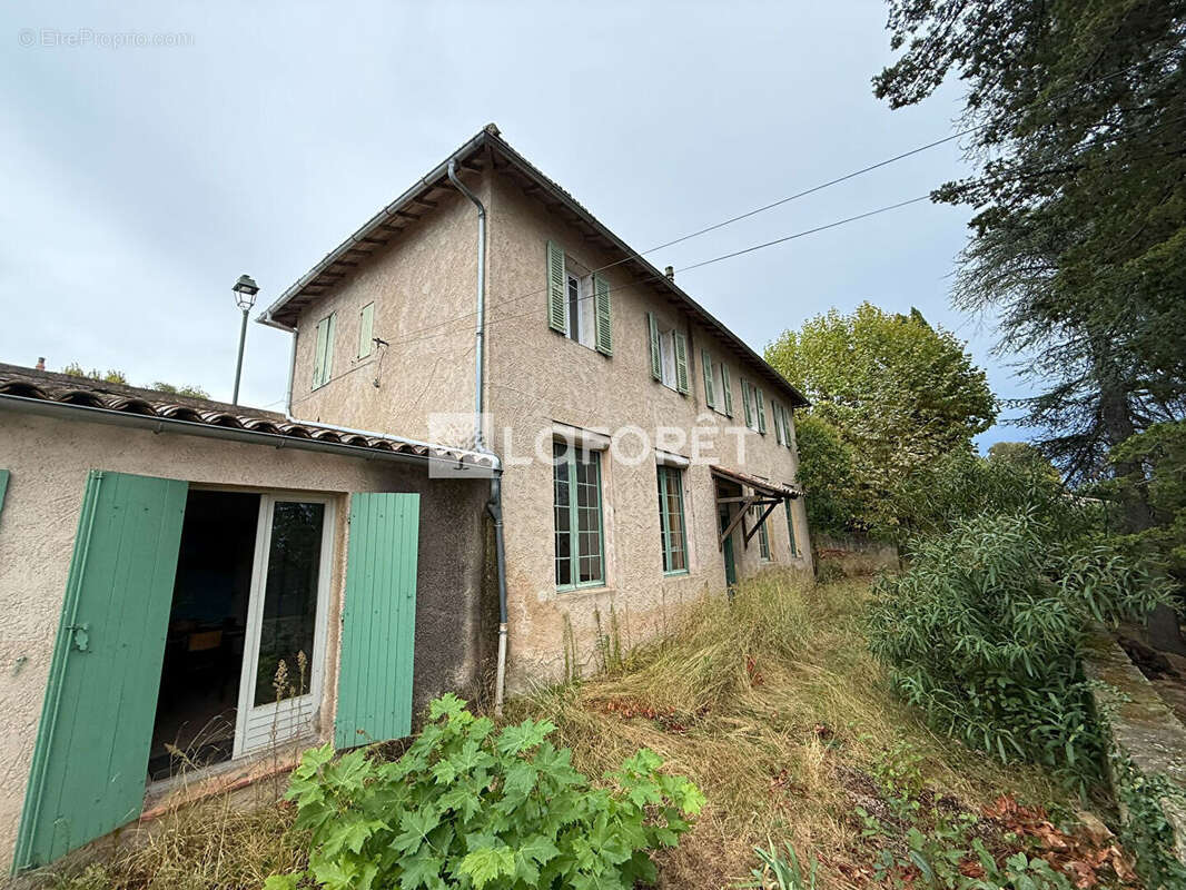 Maison à MONTAUROUX