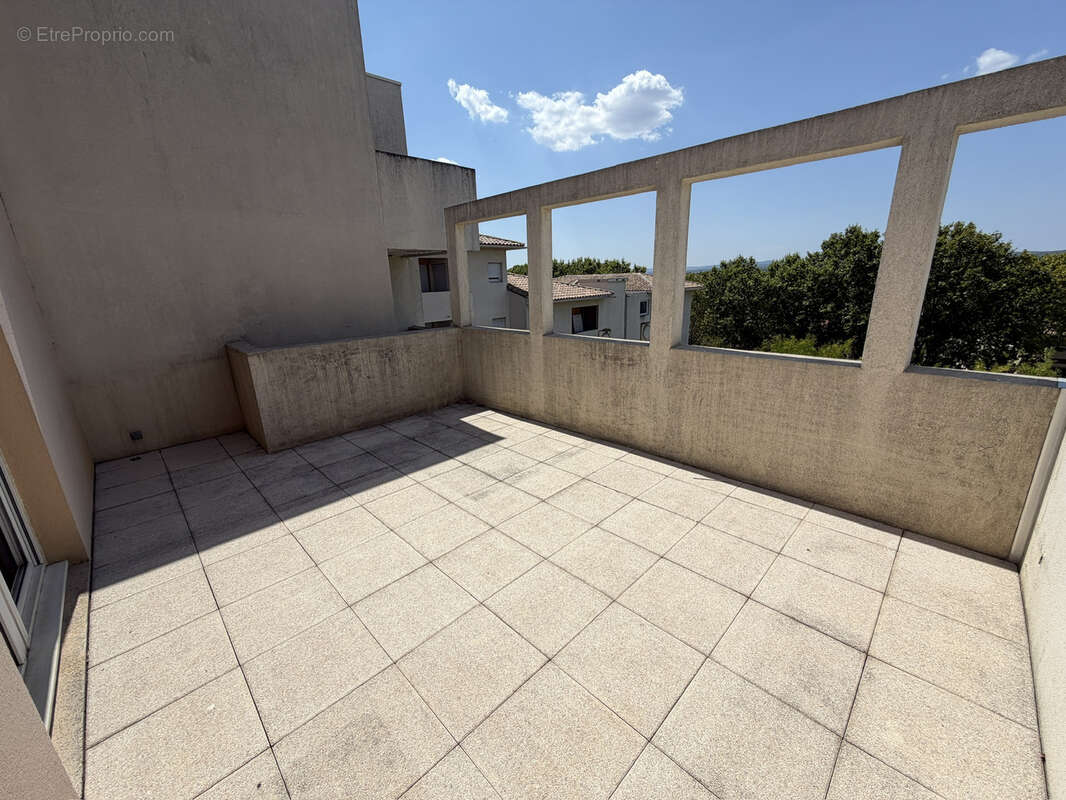 Montpellier (34) appartement T3 (65 m2) + 40 m2 de Terrasses - photo 7