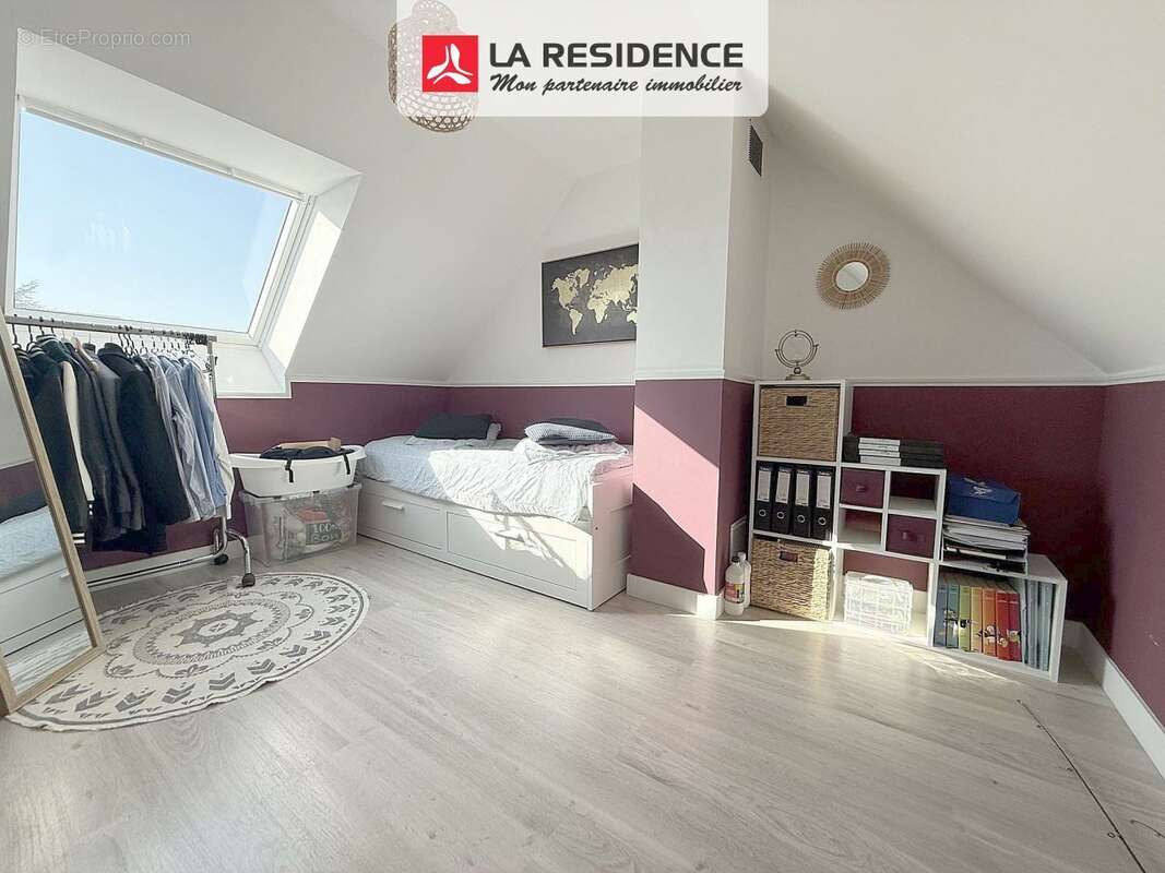 Maison à BONNIERES-SUR-SEINE