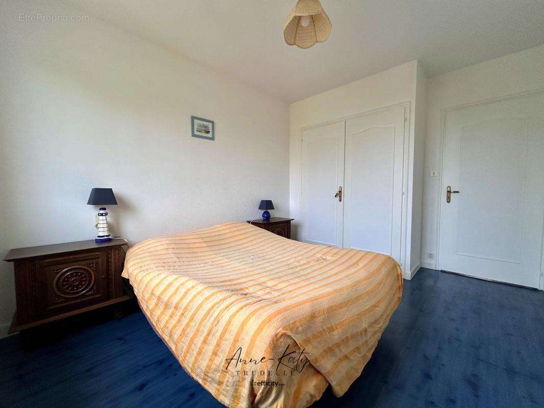 Maison à SAINT-GEORGES-DE-POINTINDOUX