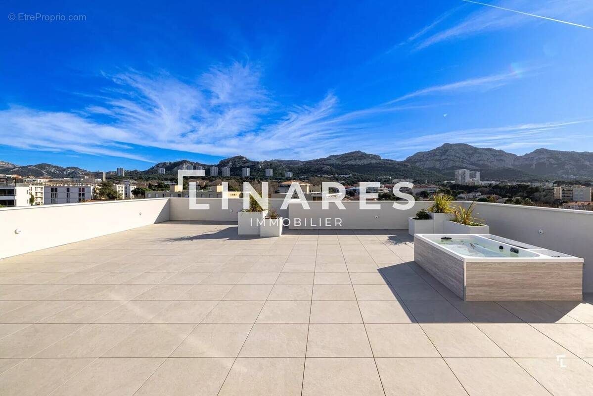 Appartement à MARSEILLE-8E