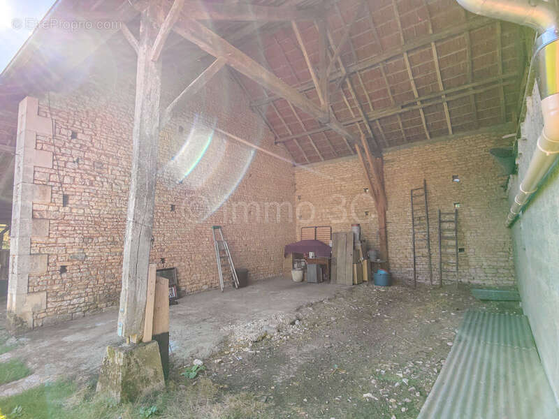 Maison à SAUZE-VAUSSAIS